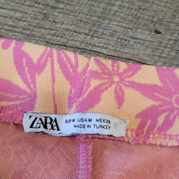 ZARA | Floral Flared Pants | Sz. M - Picture 4 of 6